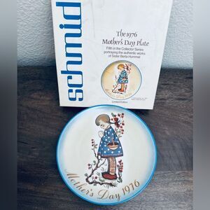 Schmid 1976 Mother’s Day Collector’s Plate